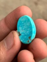 Captivating Afghan Turquoise: A 30.85 ct Cabochon Gem - Image 8