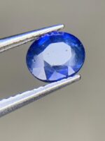 Striking Beauty: 0.93ct Heated Sapphire with Vibrant Blue Charm - Image 3