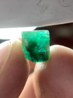 117.35ct Swat Emerald Rough – A Monumental Collection of Natural Gems - Image 4