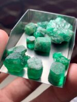 117.35ct Swat Emerald Rough – A Monumental Collection of Natural Gems - Image 12