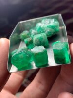 117.35ct Swat Emerald Rough – A Monumental Collection of Natural Gems - Image 16