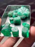 117.35ct Swat Emerald Rough – A Monumental Collection of Natural Gems - Image 10
