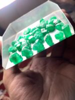 199.65 ct Swat Emerald Rough: Natural Gems With Strong Potential - Image 5