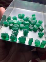 199.65 ct Swat Emerald Rough: Natural Gems With Strong Potential - Image 6
