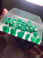 199.65 ct Swat Emerald Rough: Natural Gems With Strong Potential - Image 7