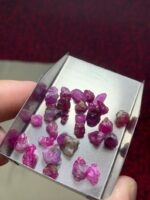 Raw Radiance: 39.50ct Afghan Ruby Rough Lot - Image 2