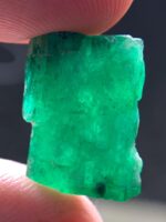 12.47ct Emerald Crystal from Swat: A True Gem of Natural Beauty - Image 7