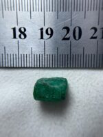 Unveiling the Magnificence of a 9.40ct Emerald Crystal: A Rare Gem of Stunning Beauty - Image 8