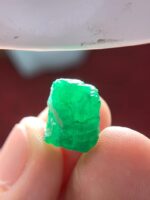 Rare 14.20 ct Swat Emerald Crystal: A Collector’s Gemstone Treasure - Image 6