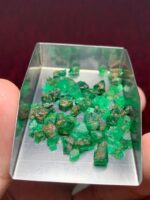 35.36ct Swat Emerald Rough Lot – Natural Beauty in Every Stone - Image 8