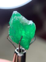 6.95ct Swat Emerald Crystal – Compact and Vibrant Natural Gem - Image 12