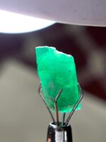 6.95ct Swat Emerald Crystal – Compact and Vibrant Natural Gem - Image 9