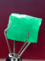 Elegant Simplicity: The 4.65ct Emerald Crystal – A Gem of Pure Beauty - Image 2