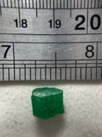 Elegant Simplicity: The 4.65ct Emerald Crystal – A Gem of Pure Beauty - Image 8