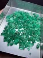 146.05 Carat Emerald Rough Lot from Swat, Pakistan – Natural Untreated Green Beryl Crystals - Image 4