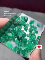 Green Origins: 48.30 Carat Emerald Rough Lot from Swat, Pakistan