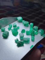 110.90 ct Swat Emerald Rough Lot — Raw Gemstone Insight & Guide - Image 3