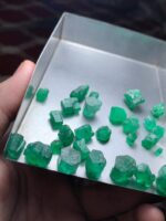 110.90 ct Swat Emerald Rough Lot — Raw Gemstone Insight & Guide - Image 5