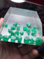 110.90 ct Swat Emerald Rough Lot — Raw Gemstone Insight & Guide - Image 9