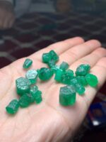 110.90 ct Swat Emerald Rough Lot — Raw Gemstone Insight & Guide - Image 10
