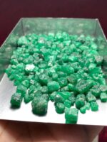 325.45ct Emerald Rough Lot from Swat: A Collector’s Cache of Untouched Green - Image 5
