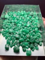 325.45ct Emerald Rough Lot from Swat: A Collector’s Cache of Untouched Green - Image 6