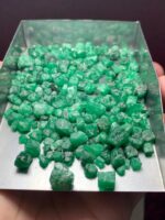 325.45ct Emerald Rough Lot from Swat: A Collector’s Cache of Untouched Green - Image 9