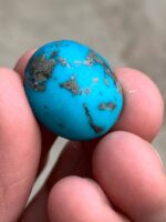 A Striking 36.86 ct Afghan Turquoise Cabochon: Size, Beauty & Natural Appeal - Image 5