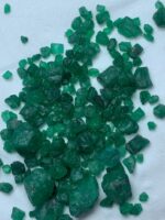 86.80ct Swat Emerald Rough Lot: Natural Untreated Crystals (9x9x8mm) - Image 4