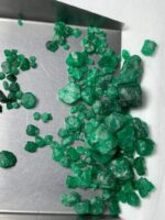 109.05ct Swat Emerald Rough Lot: Natural Pakistan Crystals - Image 3