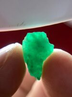 Elegant Swat Emerald: 4.97ct Crystal (16.45 x 10.15 x 5.14 mm) - Image 7