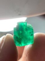 5.60 ct Swat Emerald Crystal – A Natural Gem from Pakistan’s Emerald Valley - Image 11