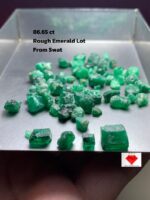 Swat Emerald Showcase: Stunning 86.65 Carat Lot of Natural Green Crystals