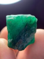 Raw Perfection: 29.45ct Emerald Crystal from Swat’s Gem-Rich Valleys - Image 5