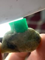 33.15 ct Swat Emerald Specimen – A Majestic Gem from Pakistan - Image 5