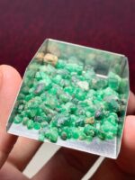 Exploring a 61.41ct Emerald Rough from Swat: Dimensions, Value & Potential - Image 6