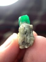33.15 ct Swat Emerald Specimen – A Majestic Gem from Pakistan - Image 8