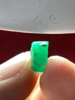 3.67ct Swat Emerald Crystal – Natural Green Gemstone from Pakistan - Image 7