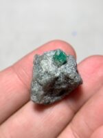 35.70ct Swat Emerald Specimen – Natural Untreated Green Crystal (23.77×20.64×13.74 mm) - Image 3