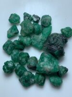 121.00 Carat Emerald Rough Lot – Large, Untreated Natural Stones (20x16x10mm) - Image 4