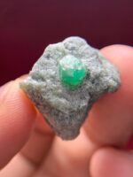 35.70ct Swat Emerald Specimen – Natural Untreated Green Crystal (23.77×20.64×13.74 mm) - Image 4
