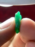6.11ct Swat Emerald Crystal: Elegance in an Elongated Form - Image 6