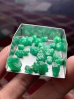 44.40 ct Emerald Rough Lot Swat – Raw Crystals with Natural Elegance - Image 3
