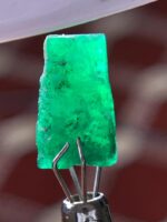 3.35 ct Swat Emerald Crystal – A Natural Gem from Pakistan - Image 3
