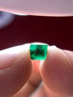 1.02ct Swat Emerald Crystal – Natural Untreated Green Gemstone (6.06 x 5.03 x 3.89 mm) - Image 2