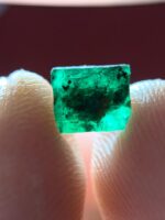 1.02ct Swat Emerald Crystal – Natural Untreated Green Gemstone (6.06 x 5.03 x 3.89 mm) - Image 5