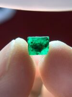 1.02ct Swat Emerald Crystal – Natural Untreated Green Gemstone (6.06 x 5.03 x 3.89 mm) - Image 7