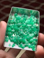 57.45 ct Swat Emerald Rough Lot – A Natural Treasure - Image 6