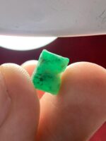 5.90ct Swat Emerald Crystal – Natural Untreated Gemstone (10.47×8.24×7.96 mm) - Image 2