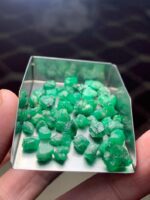 52.70 ct Swat Emerald Rough Lot – Natural with Balanced Proportions - Image 5
